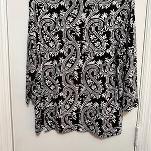 Chico's Black and White Paisley Long Sleeve Top